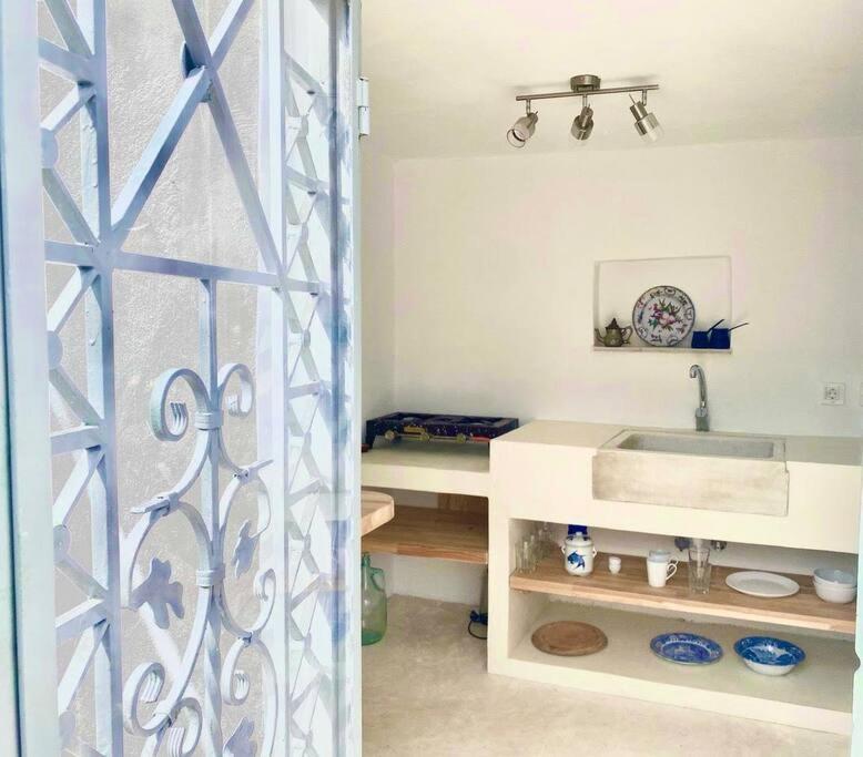 Stylish Vathy Studio With Sea View Exterior photo