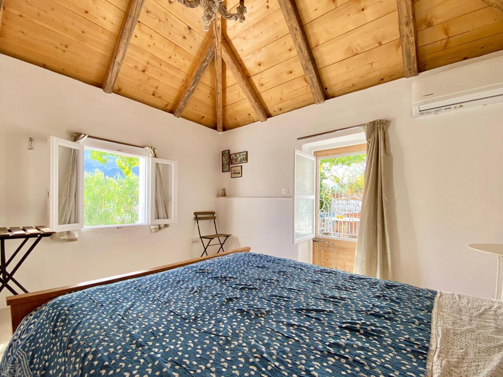 Stylish Vathy Studio With Sea View Exterior photo